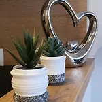 Fountain - Garden - Luxurioeses Mit Garten & Terrasse *