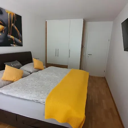 Fountain Suite Gmunden - Garden - Luxurioeses Apartment Mit Garten & Terrasse Gmunden