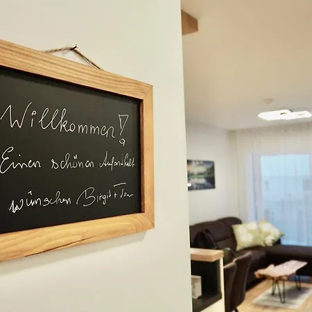 Fountain Suite Gmunden - Garden - Luxurioeses Apartment Mit Garten & Terrasse Gmunden