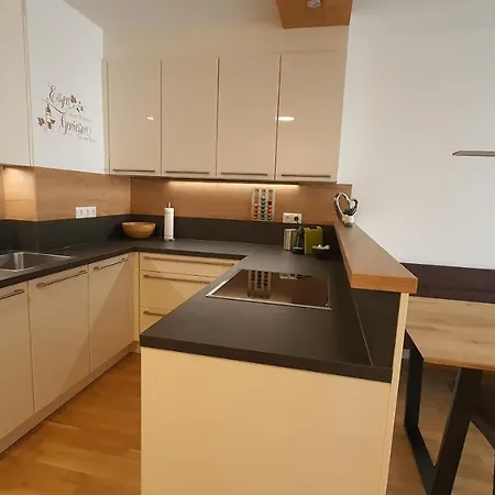 Luxuriöses Apartment mit Garten&Terrasse - Fountain Suite garden