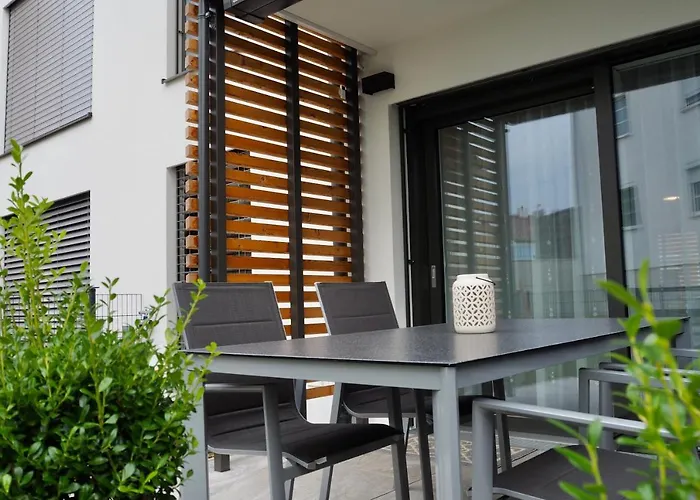 Fountain - Garden - Luxurioeses Mit Garten & Terrasse *